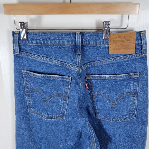 Levi’s Premium Denim Ribcage Straight Ankle Jeans Size 28 - Picture 9 of 10